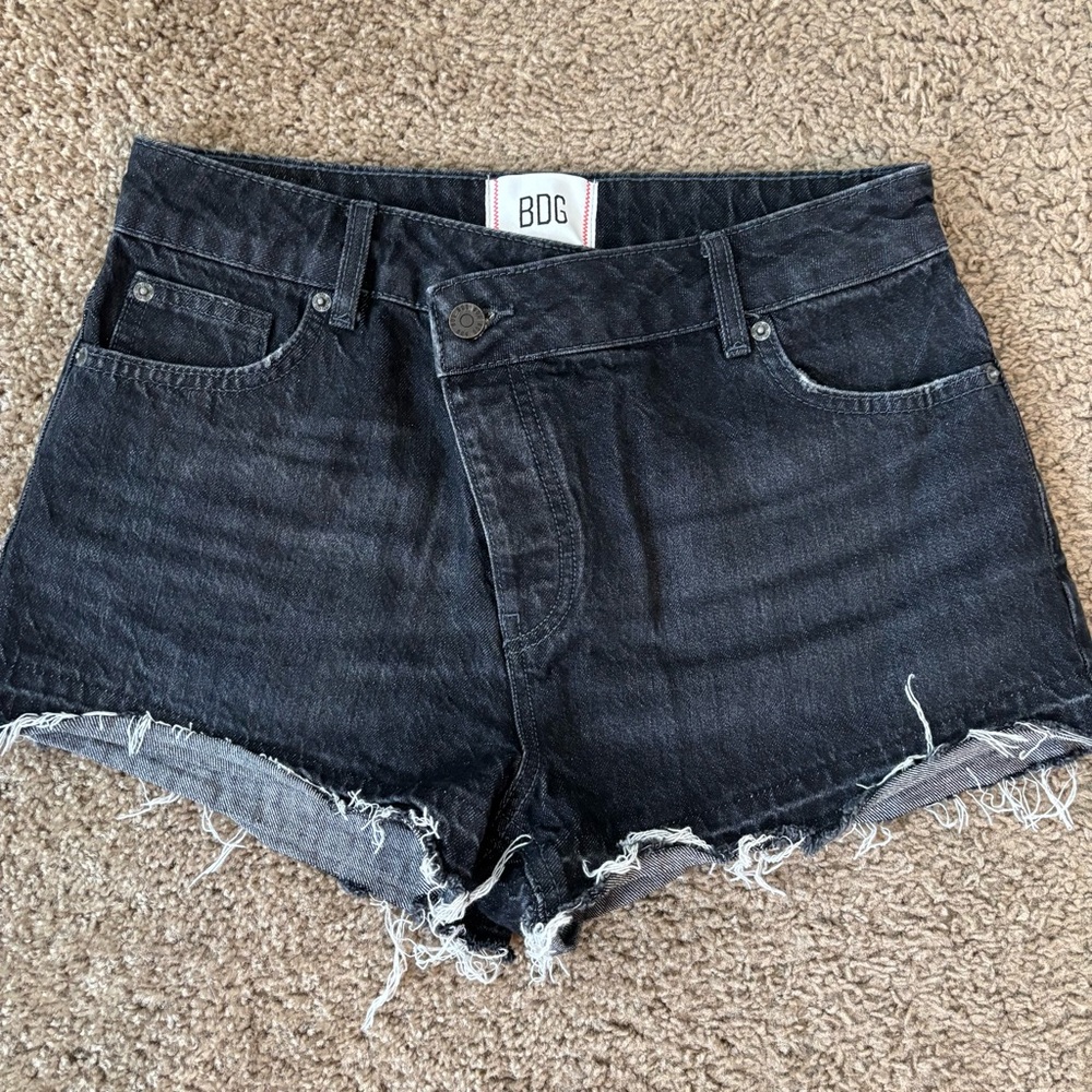 BDG black asymmetrical A-line shorts